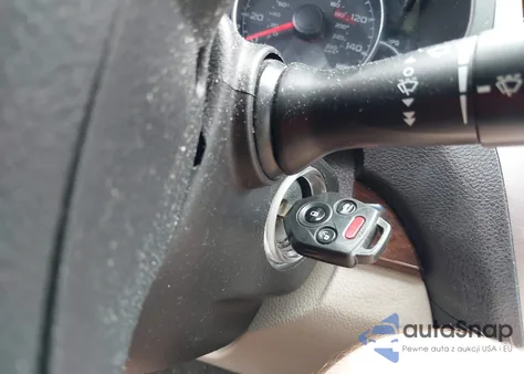 2013 Subaru Legacy 2.5I Limited z USA, uszkodzony, nr VIN 4S3BMCK63D3017847